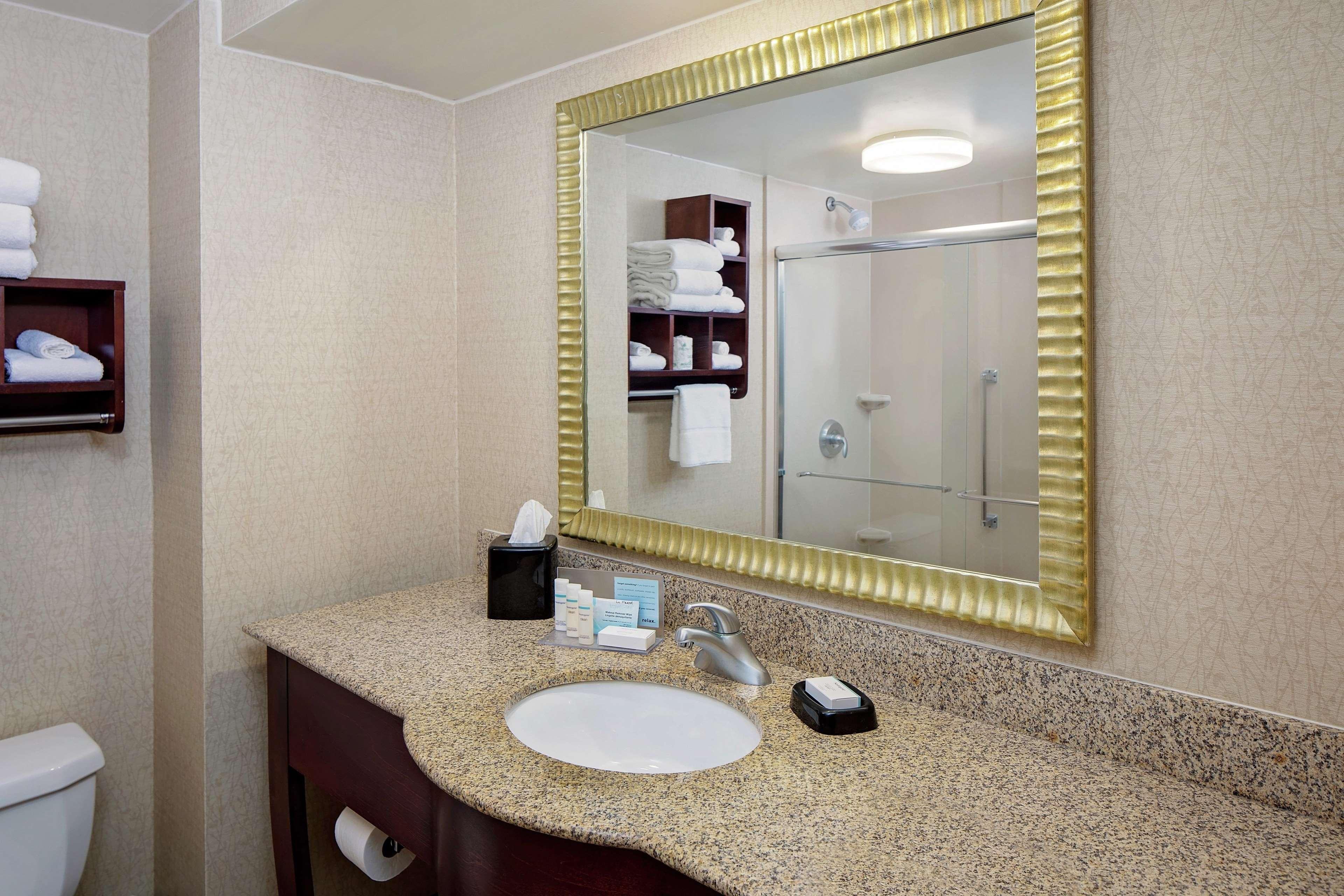 Hampton Inn Philadelphia/Уиллоу-Гров Экстерьер фото