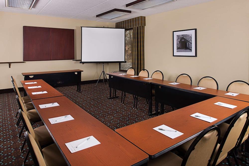 Hampton Inn Philadelphia/Уиллоу-Гров Экстерьер фото