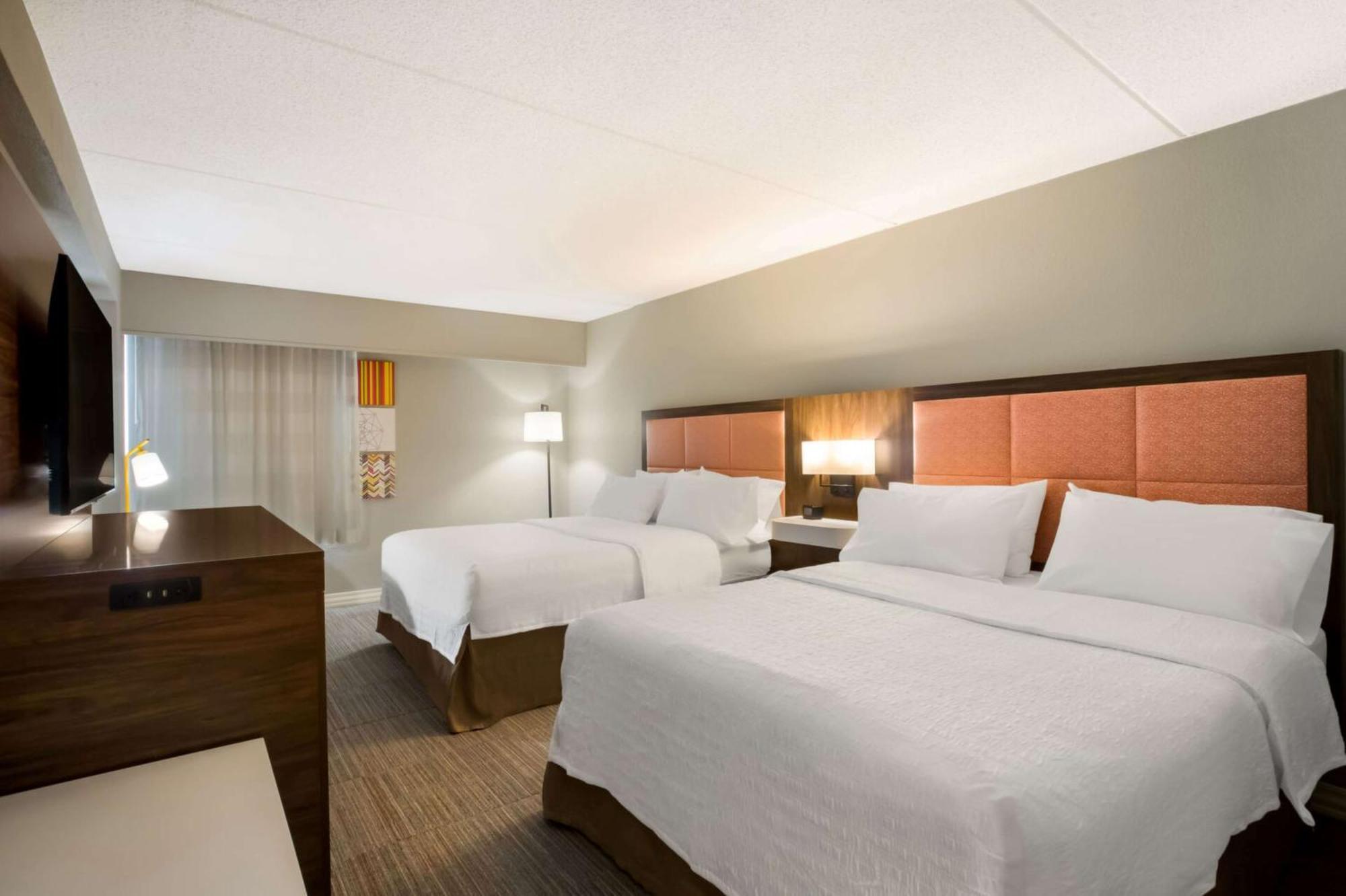 Hampton Inn Philadelphia/Уиллоу-Гров Экстерьер фото