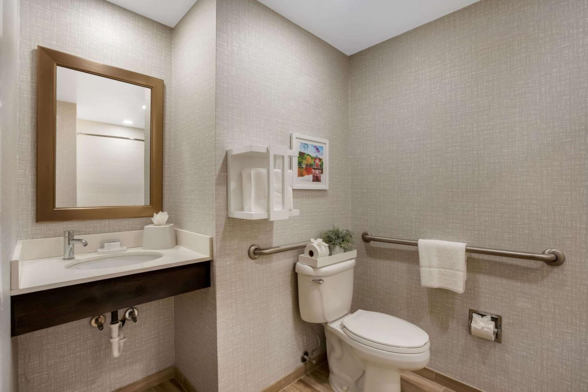 Hampton Inn Philadelphia/Уиллоу-Гров Экстерьер фото