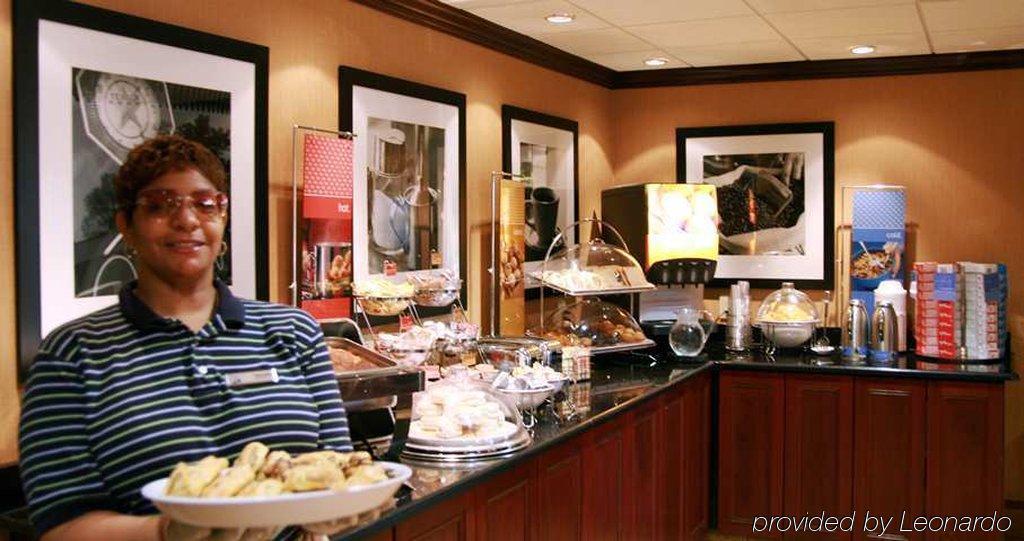 Hampton Inn Philadelphia/Уиллоу-Гров Ресторан фото